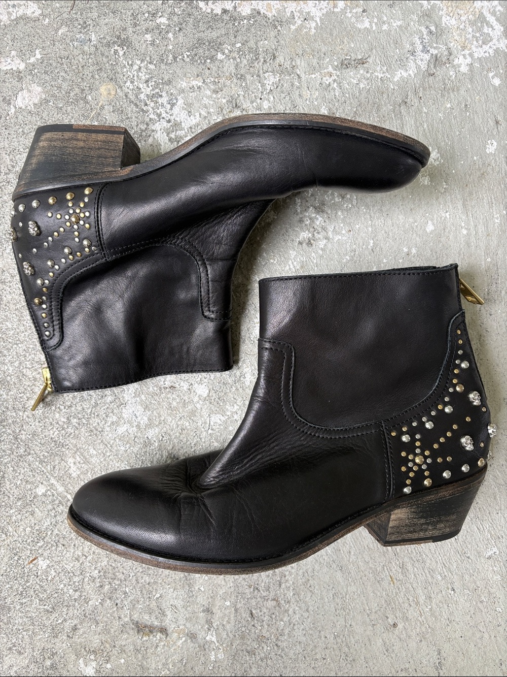 Zadig & Voltaiy skull embellished ankle boot